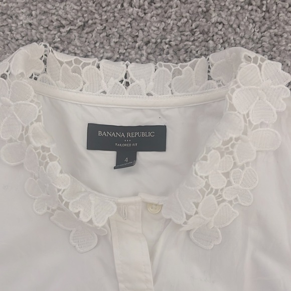 Banana Republic Factory Sleeveless Lace Collar Button Down Shirt Top - Size 4 - Picture 3 of 5
